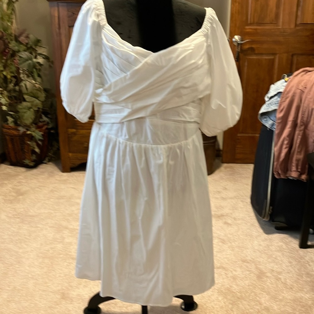 Only worn once for bride at bridal shower